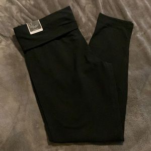 Victoria’s Secret Mid Rise Anywhere Legging L